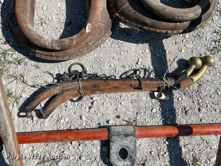 image for item KK9674 Horse carriage