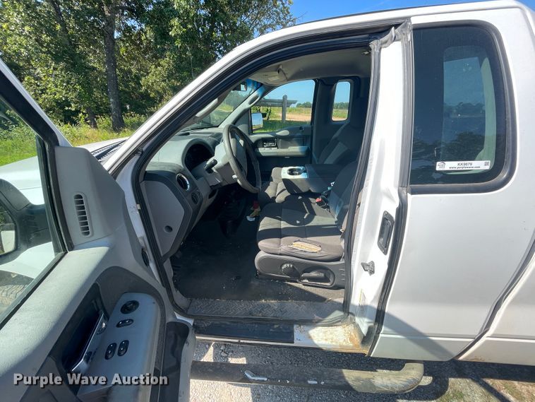 image for item KK9679 2005 Ford F150  pickup truck