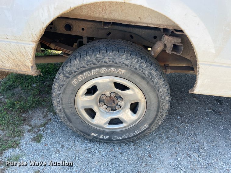 image for item KK9679 2005 Ford F150  pickup truck