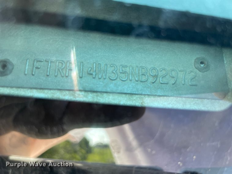 image for item KK9679 2005 Ford F150  pickup truck