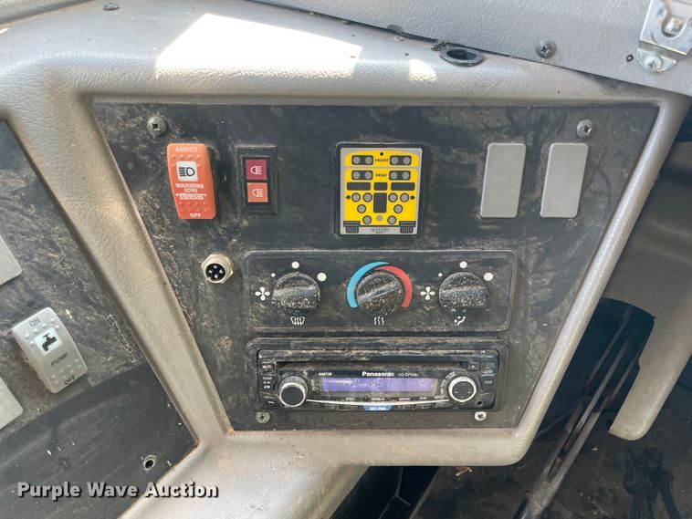 image for item KK9680 2005 Freightliner FS65  school bus