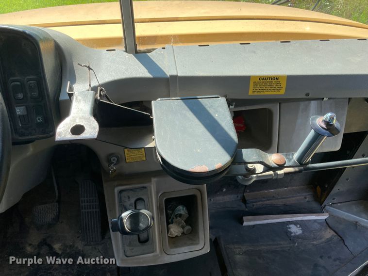 image for item KK9680 2005 Freightliner FS65  school bus