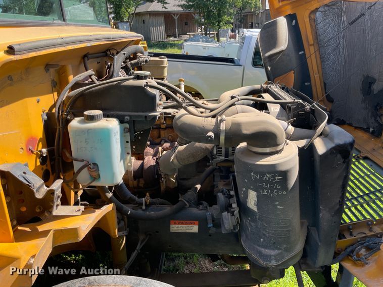 image for item KK9680 2005 Freightliner FS65  school bus