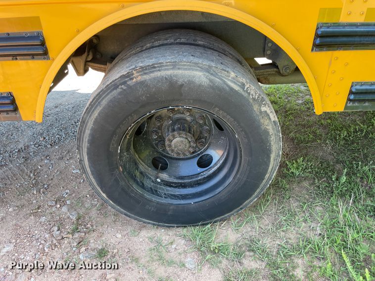 image for item KK9680 2005 Freightliner FS65  school bus