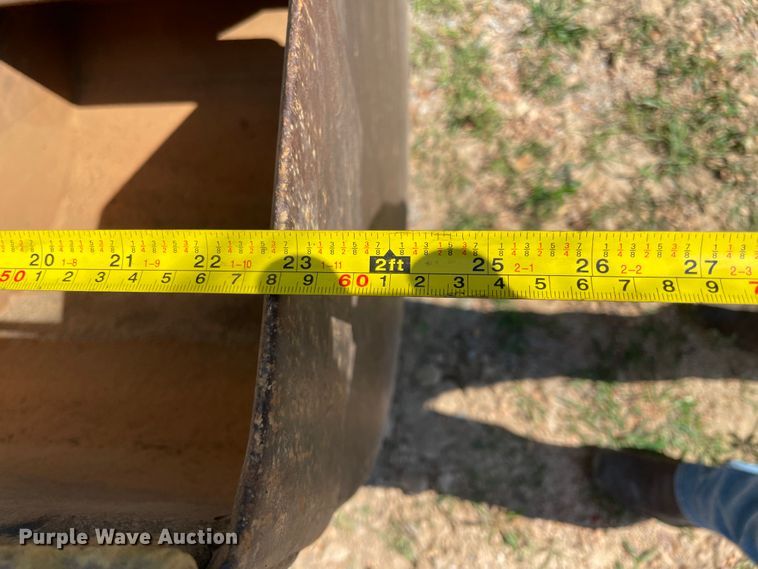 image for item KK9682 1960 Massey Ferguson MF204  backhoe