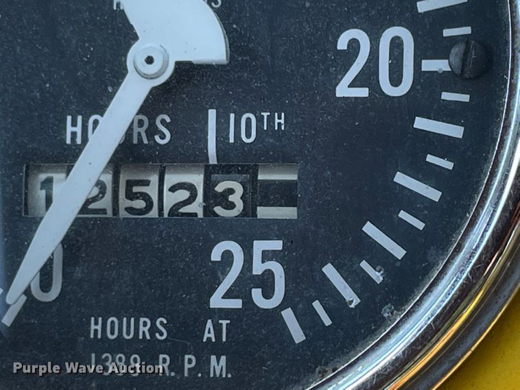 image for item KK9682 1960 Massey Ferguson MF204  backhoe