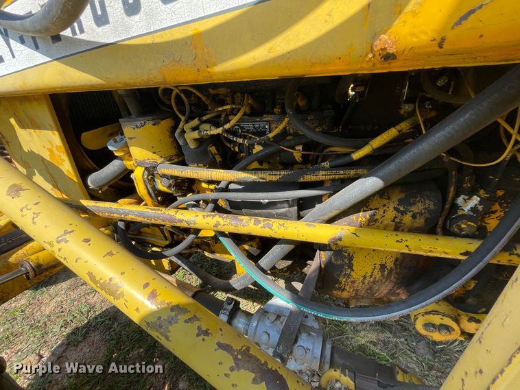 image for item KK9682 1960 Massey Ferguson MF204  backhoe