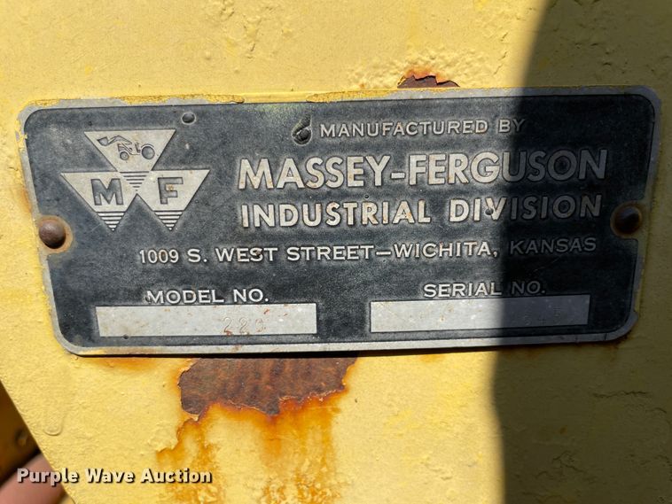 image for item KK9682 1960 Massey Ferguson MF204  backhoe