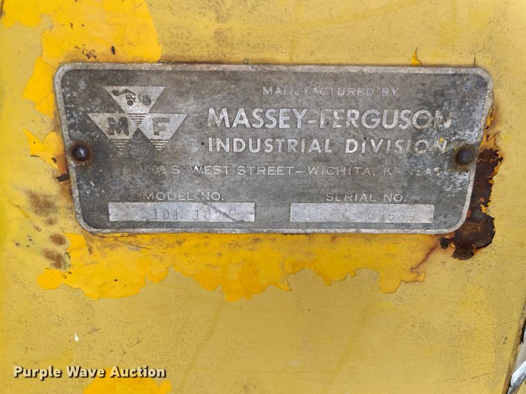 image for item KK9682 1960 Massey Ferguson MF204  backhoe