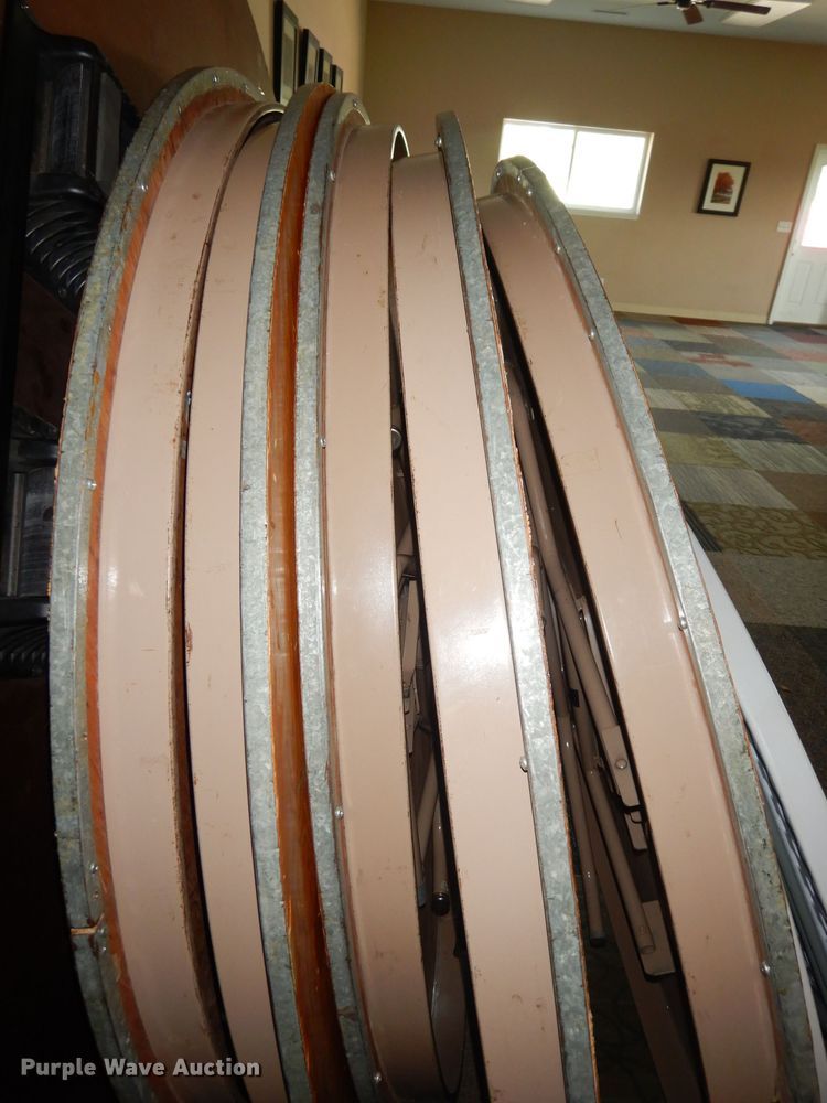 image for item KM9318 (11) round tables