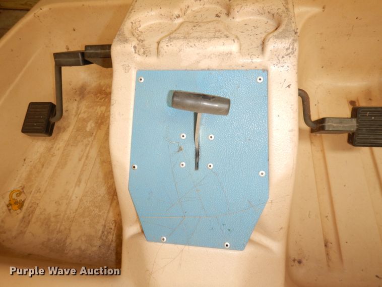 image for item KM9371 Water wheeler paddle boat