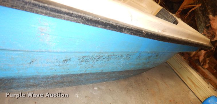 image for item KM9371 Water wheeler paddle boat