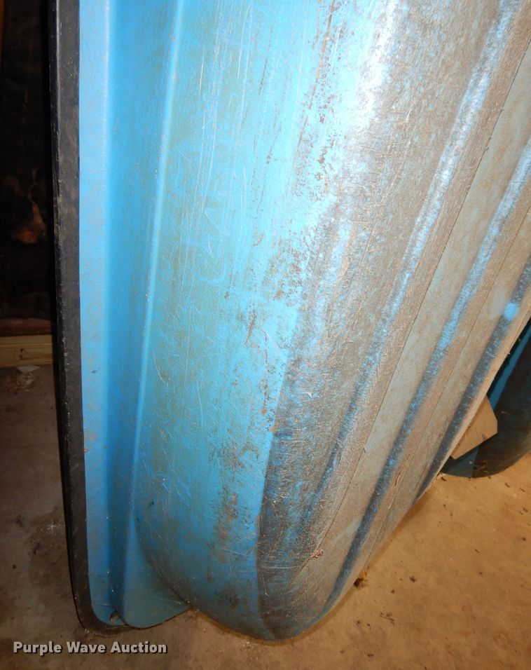 image for item KM9371 Water wheeler paddle boat