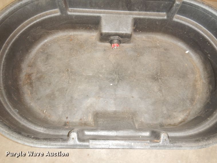 image for item KM9372 (2) tanks