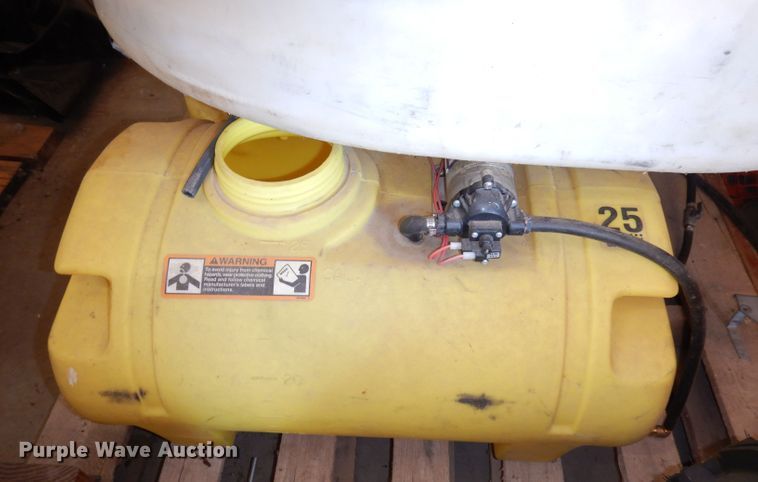 image for item KM9378 (4) poly tanks