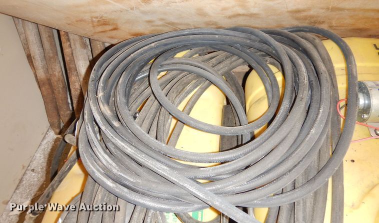 image for item KM9378 (4) poly tanks