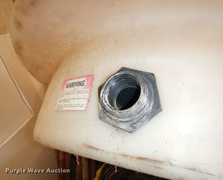 image for item KM9378 (4) poly tanks