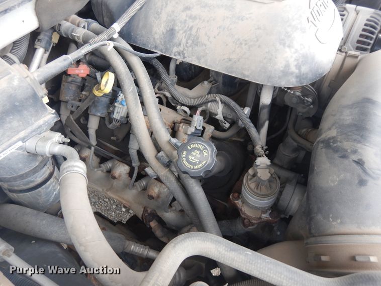 image for item KU9513 2002 Chevrolet Suburban 2500  SUV