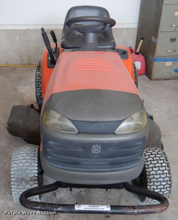 image for item KW9922 Husqvarna YTH1542  lawn mower