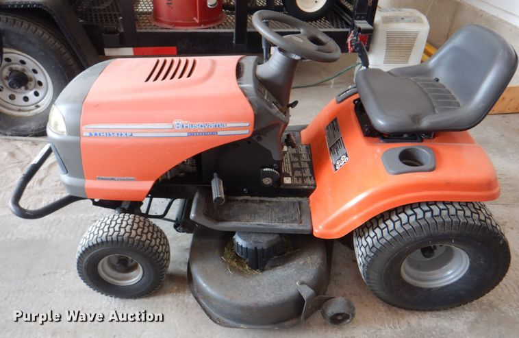 image for item KW9922 Husqvarna YTH1542  lawn mower