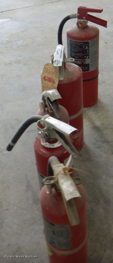 image for item KW9924 (5) fire extinguishers