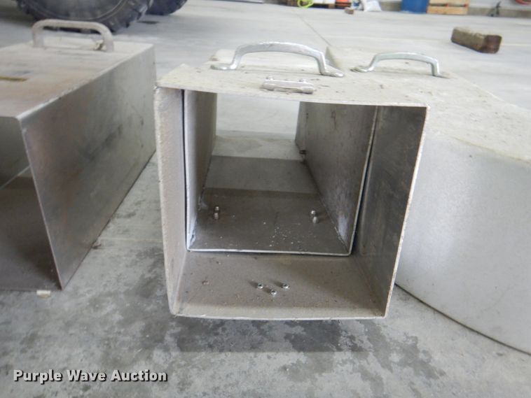 image for item KW9925 (4) A.H. Stock slip on chutes