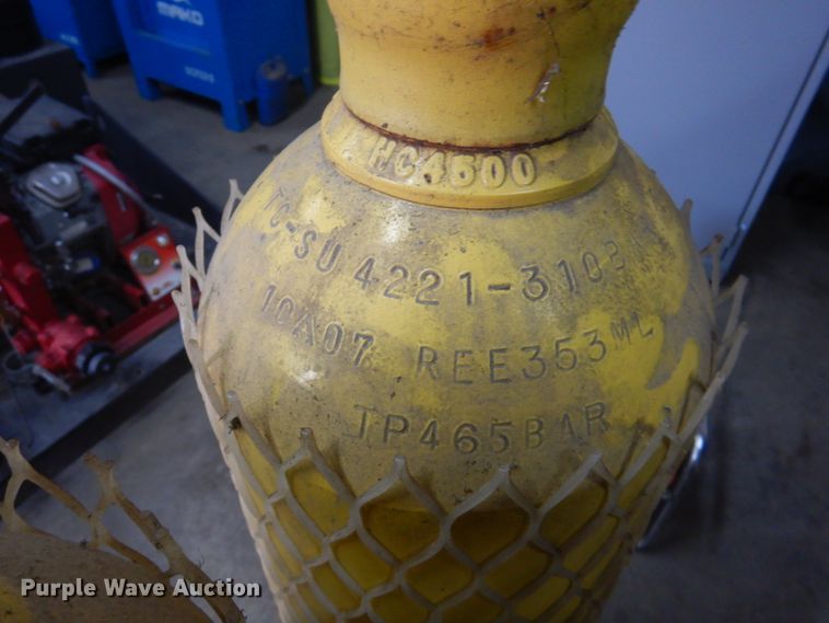 image for item KW9927 (3) air cylinders