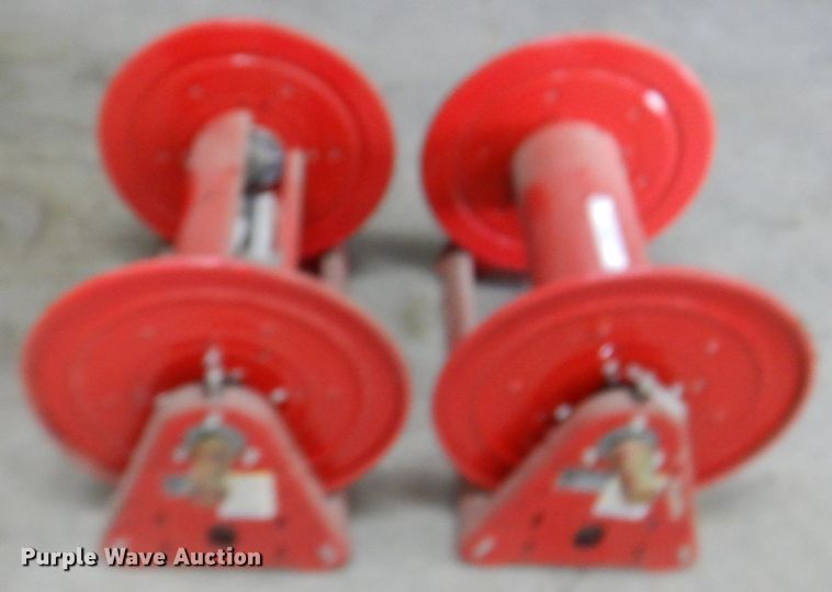 image for item KW9928 (2) Reelcraft hose reels