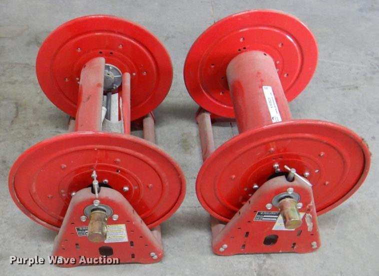 image for item KW9928 (2) Reelcraft hose reels