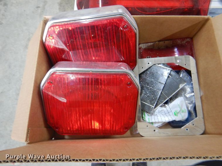 image for item KW9929 Approximately 10 emergency vehicle lights