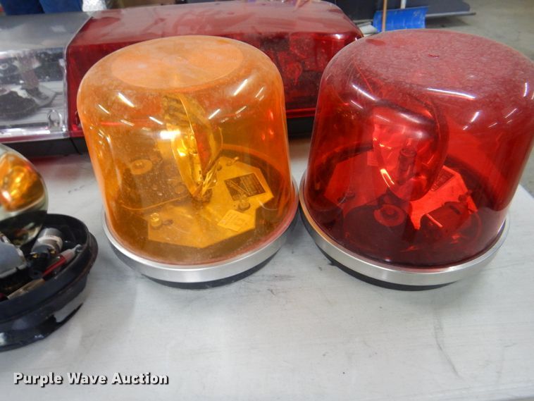 image for item KW9929 Approximately 10 emergency vehicle lights