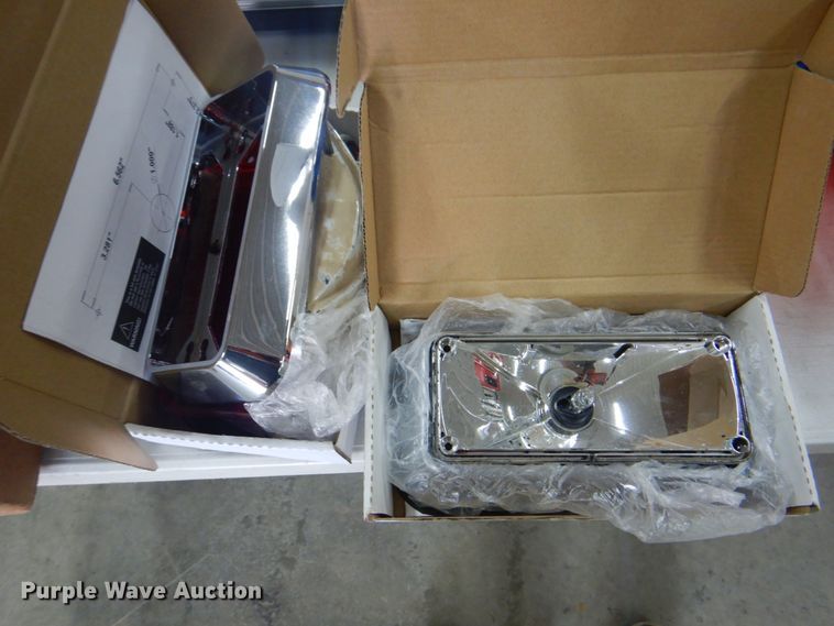 image for item KW9929 Approximately 10 emergency vehicle lights