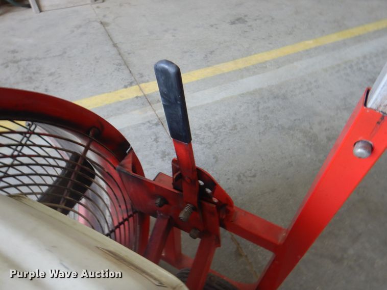 image for item KW9932 SuperVac 724G4H  fan