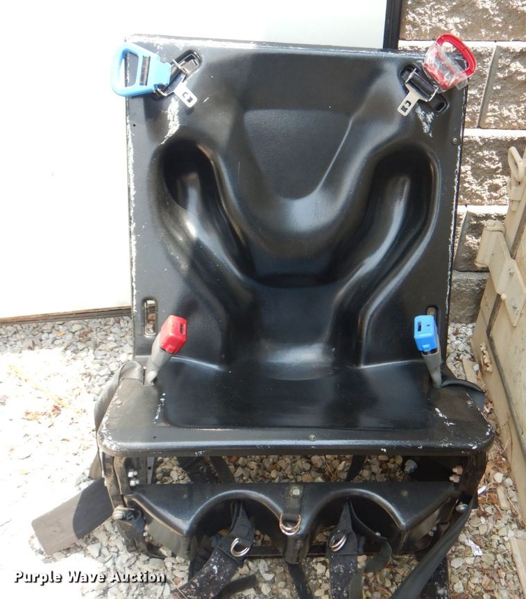 image for item KW9935 Automotive accessories