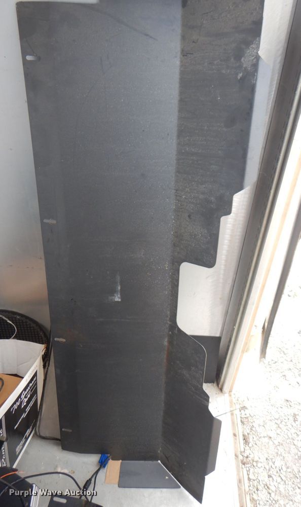 image for item KW9935 Automotive accessories