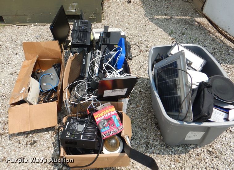 image for item KW9935 Automotive accessories