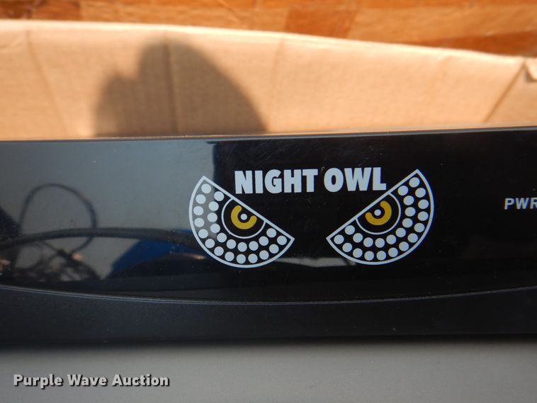 image for item KW9935 Automotive accessories