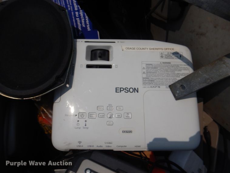 image for item KW9935 Automotive accessories