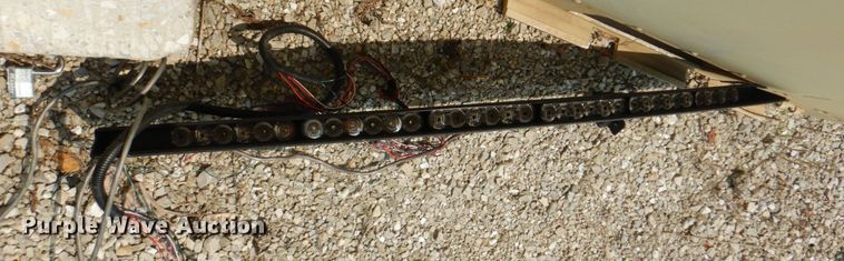 image for item KW9935 Automotive accessories