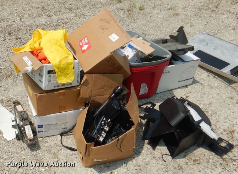 image for item KW9935 Automotive accessories