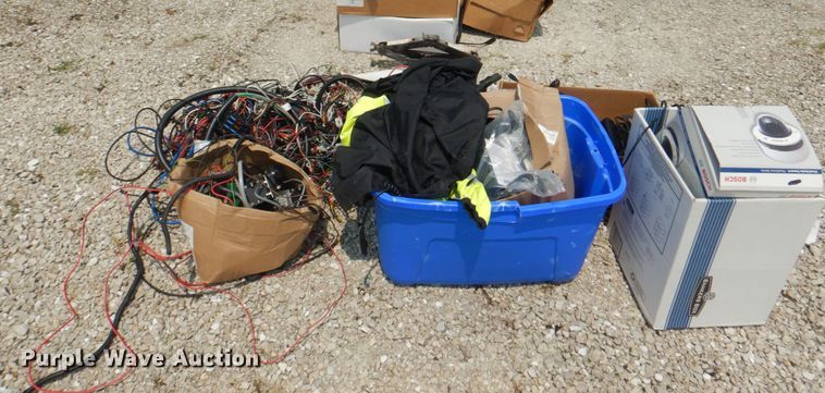 image for item KW9935 Automotive accessories