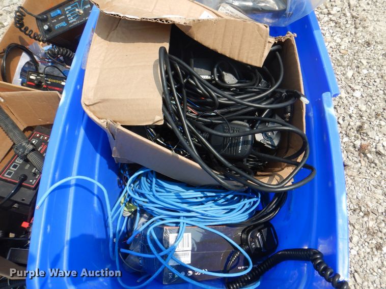 image for item KW9935 Automotive accessories