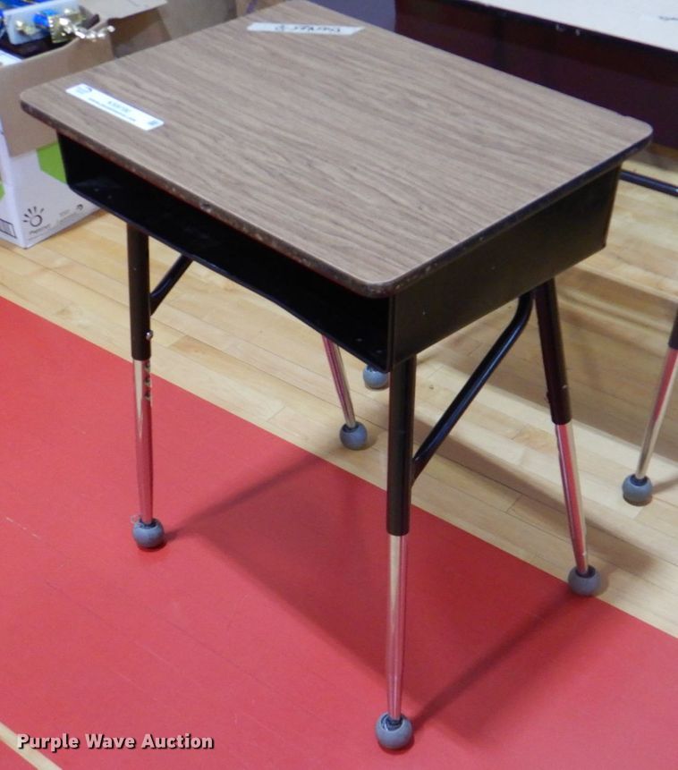 image for item KX9700 Approximately 36 school desks