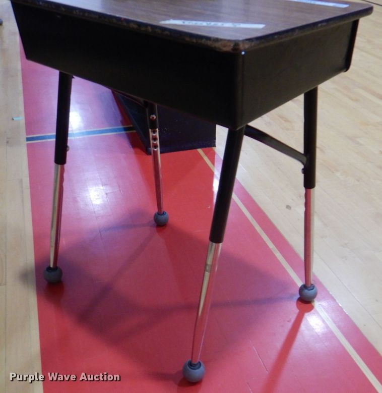 image for item KX9700 Approximately 36 school desks