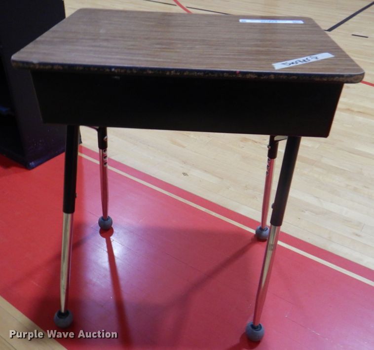 image for item KX9700 Approximately 36 school desks
