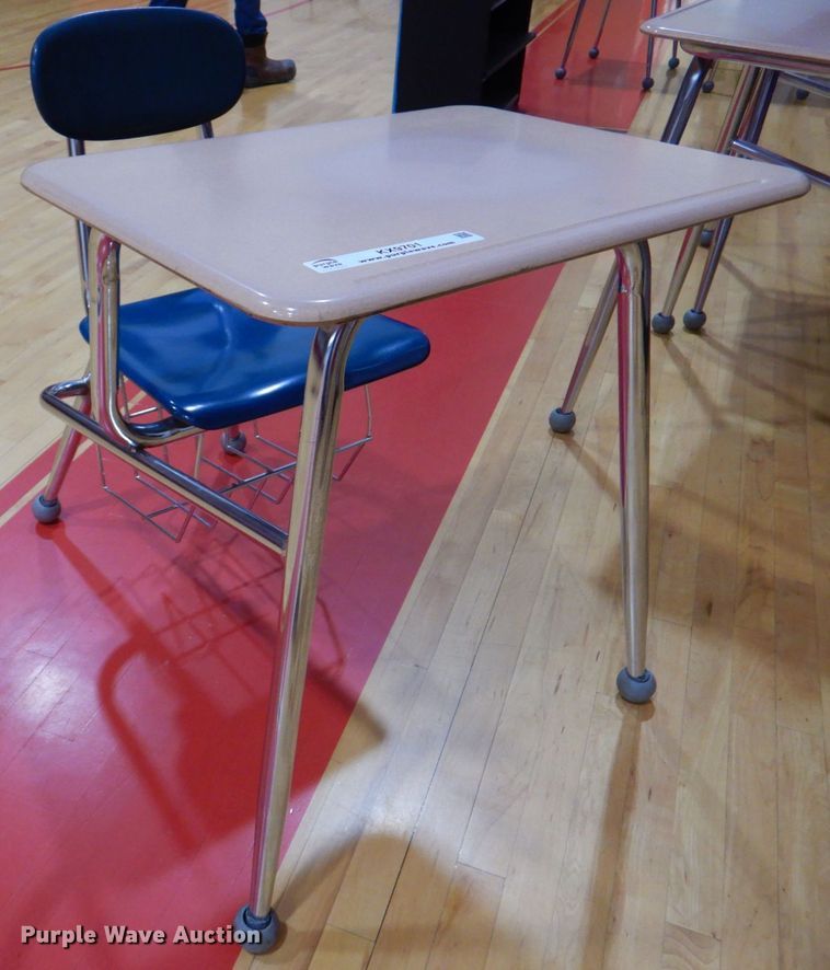 image for item KX9701 (13) school desks