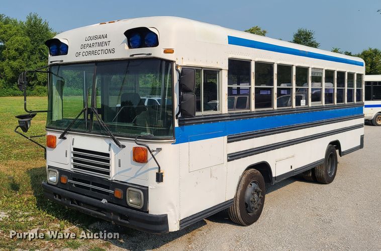 image for item L1279 1998 Blue Bird TC1000  school bus