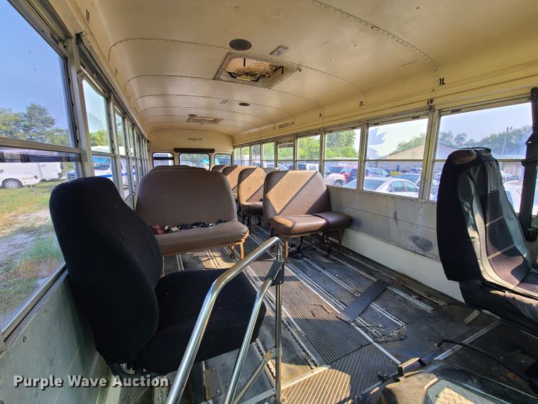 image for item L1279 1998 Blue Bird TC1000  school bus