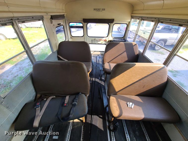 image for item L1279 1998 Blue Bird TC1000  school bus