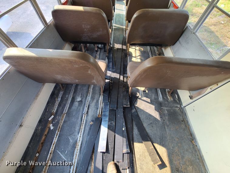 image for item L1279 1998 Blue Bird TC1000  school bus